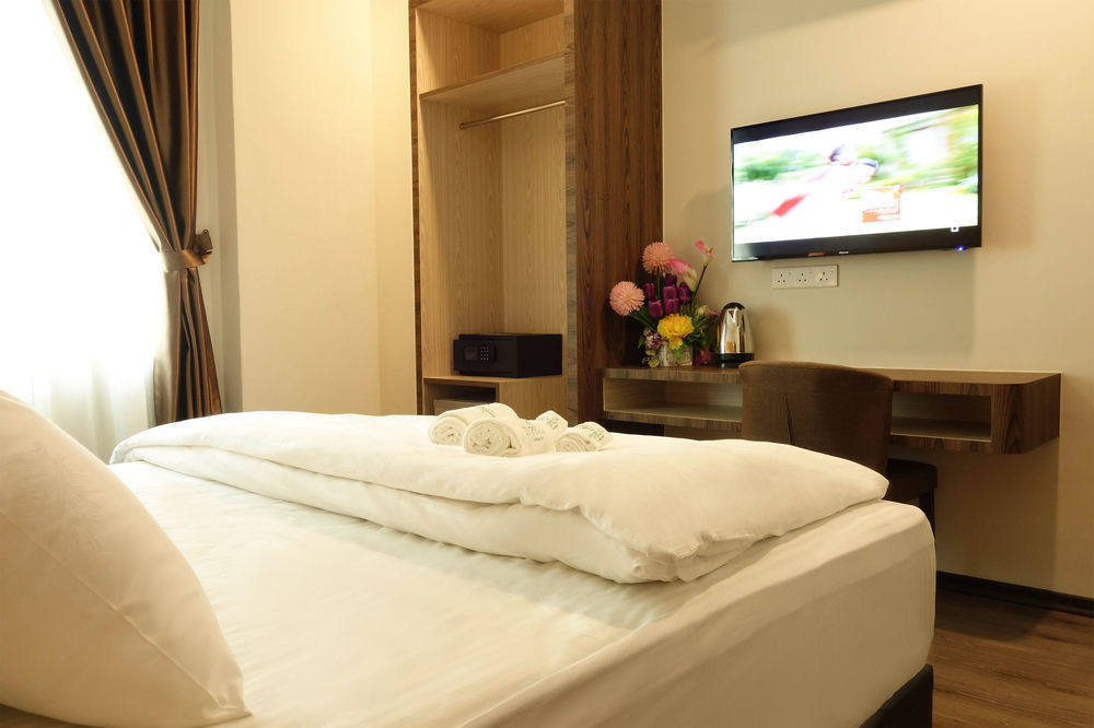 Tropicana Homestay Muar Kültér fotó