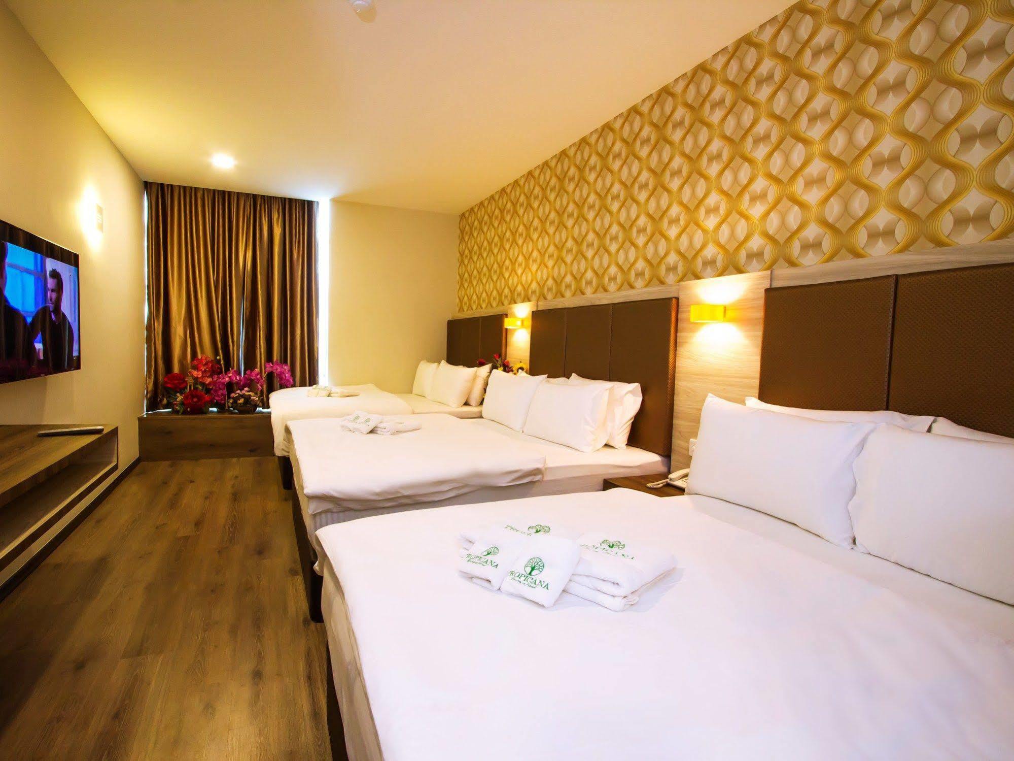 Tropicana Homestay Muar Kültér fotó