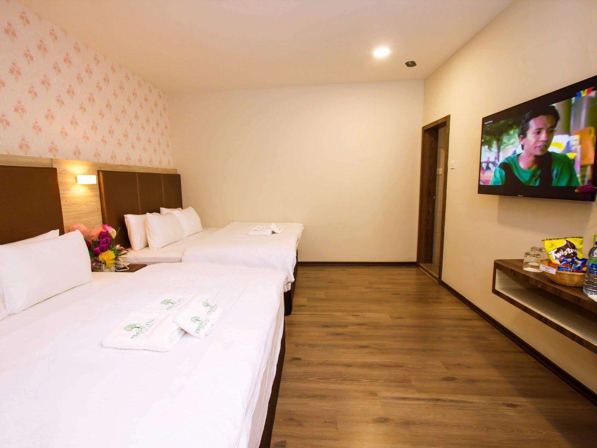 Tropicana Homestay Muar Kültér fotó